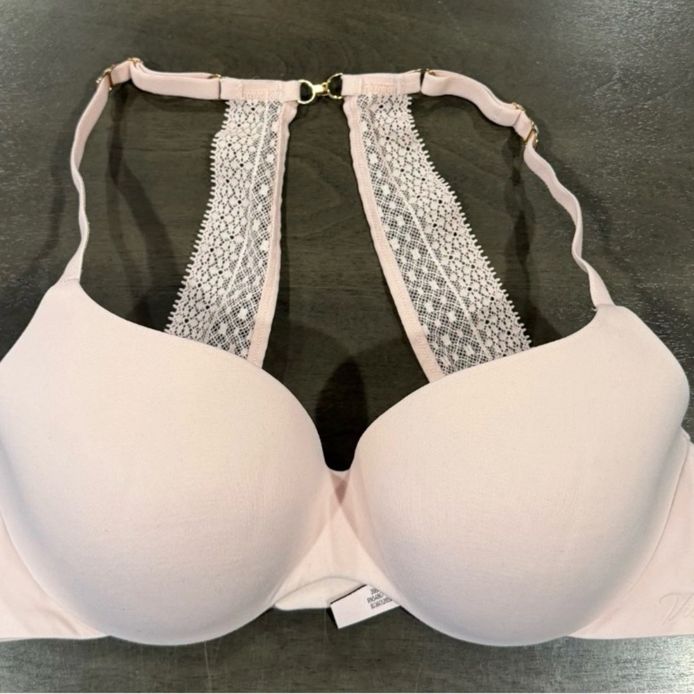 Victoria's Secret Light Pink Incredible Bra